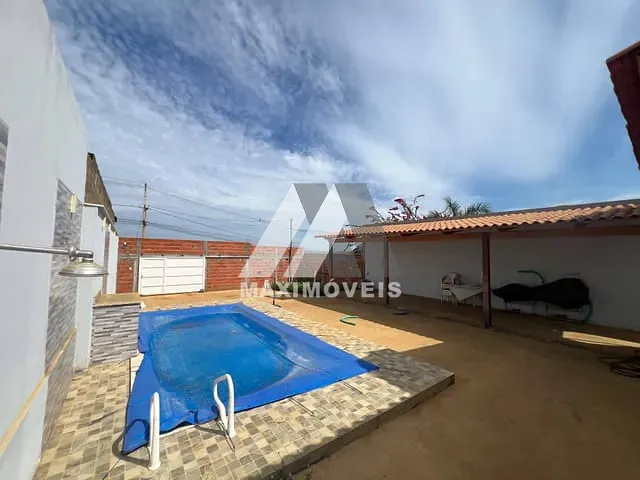 Casa com 360m² 2 quartos e 1 banheiro, à venda, no bairro Alto Paraiso em Araçuaí
