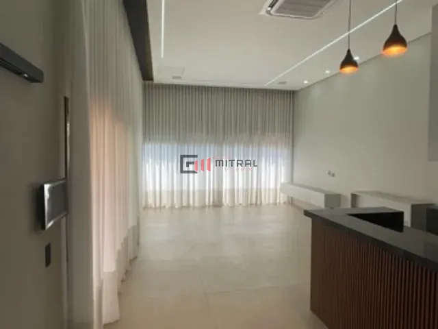Casa 5 quartos e 8 banheiros, para alugar, no bairro Vivendas do Arvoredo em Londrina