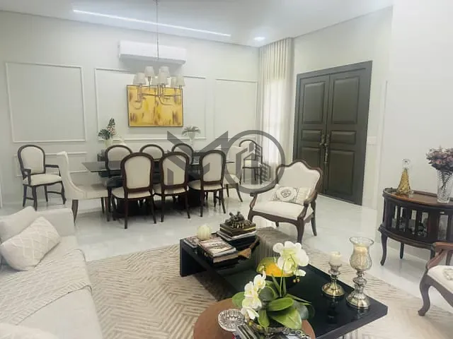 Casa com 474m² 3 quartos e 5 banheiros, à venda, no bairro Jardim Itália em Cuiabá