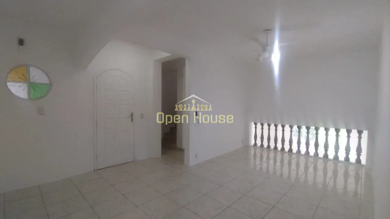 Casa, 4 quartos, 143 m² - Foto 1