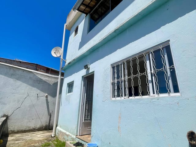 Casa 3 quartos e 2 banheiros, à venda, no bairro Vista do Sol em Belo Horizonte