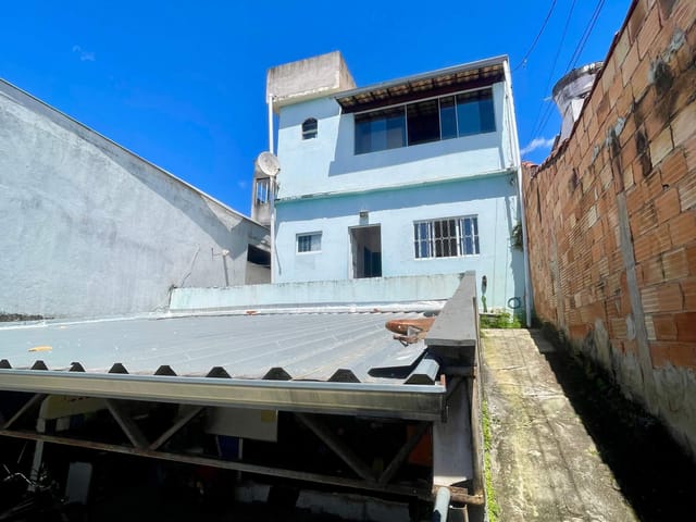 Casa 3 quartos e 2 banheiros, à venda, no bairro Vista do Sol em Belo Horizonte