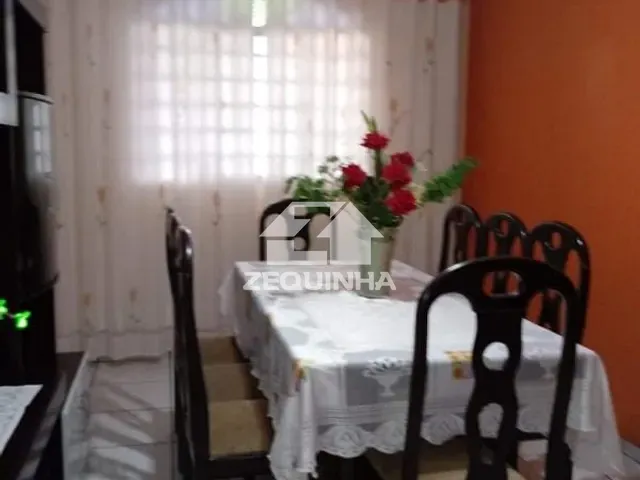 Casa com 176m² 4 quartos e 4 banheiros, à venda, no bairro Helena Maria em Osasco