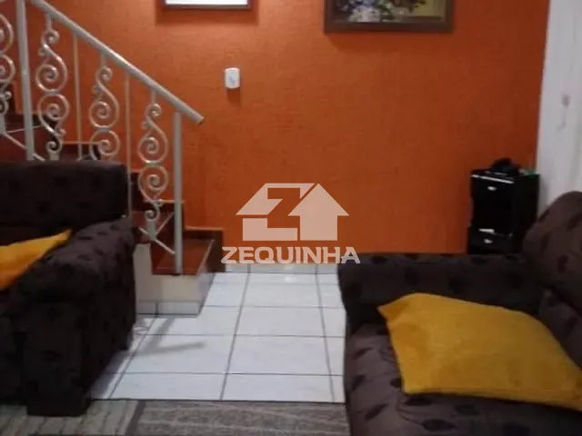 Casa com 176m² 4 quartos e 4 banheiros, à venda, no bairro Helena Maria em Osasco