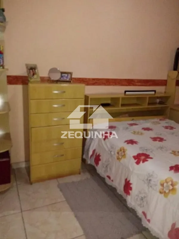Casa, 4 quartos, 210 m² - Foto 13