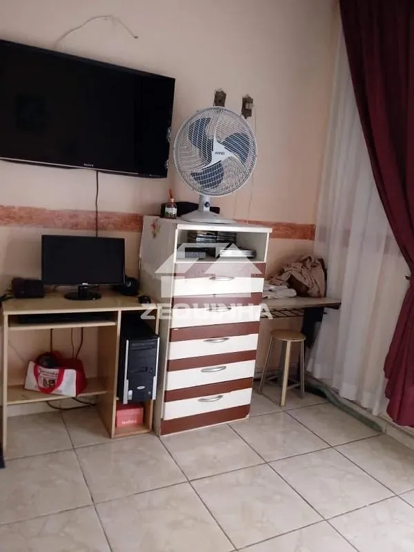 Casa, 4 quartos, 210 m² - Foto 12