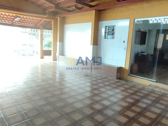 Casa 3 quartos e 2 banheiros, à venda, no bairro Setor Morais em Goiânia