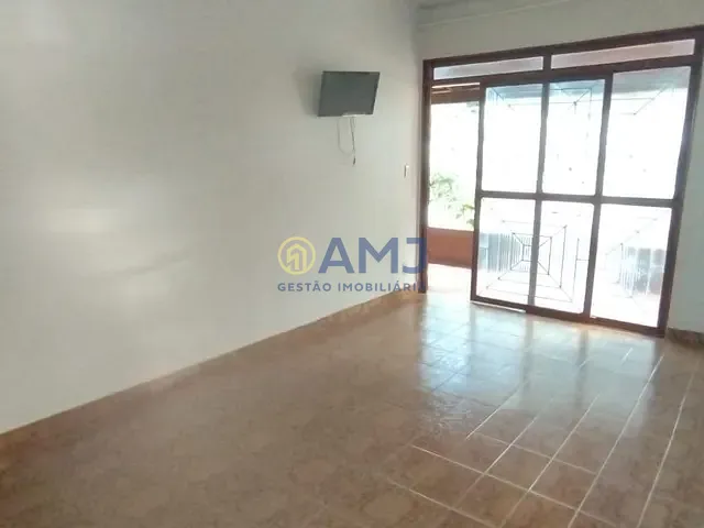 Casa 3 quartos e 2 banheiros, à venda, no bairro Setor Morais em Goiânia