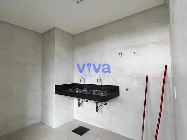 Casa com 360m² 3 quartos e 4 banheiros, à venda, no bairro Parqville Pinheiros em Aparecida de Goiânia