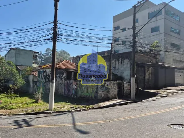 Casa com 324m² 2 quartos e 1 banheiro, à venda, no bairro Vila Yara em Osasco