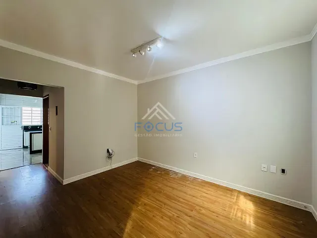 Casa com 200m² 3 quartos e 2 banheiros, à venda, no bairro Jardim Primavera em Itupeva