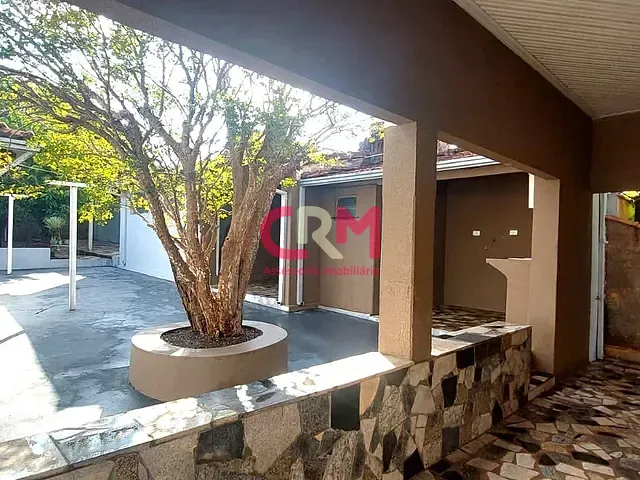 Casa 3 quartos e 3 banheiros, à venda, no bairro Centro em Taquaritinga