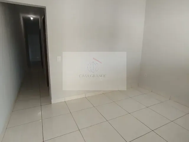 Casa com 125m² 2 quartos e 1 banheiro, para alugar, no bairro Jardim Catuaí em Rolândia