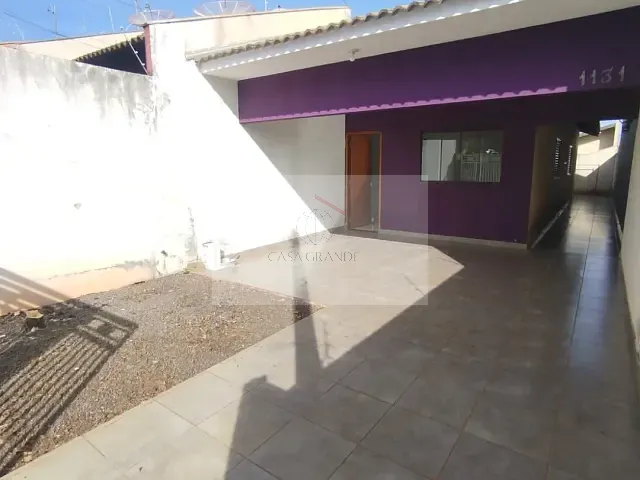 Casa com 125m² 2 quartos e 1 banheiro, para alugar, no bairro Jardim Catuaí em Rolândia