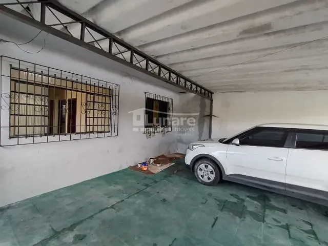 Casa com 236m² 2 quartos e 2 banheiros, à venda, no bairro Vila Cecília em Mogi das Cruzes