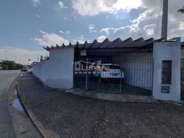 Casa com 236m² 2 quartos e 2 banheiros, à venda, no bairro Vila Cecília em Mogi das Cruzes