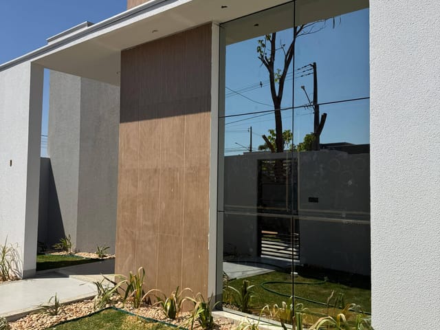Casa com 263m² 3 quartos e 1 banheiro, à venda, no bairro Jardim Belo Horizonte em Sinop