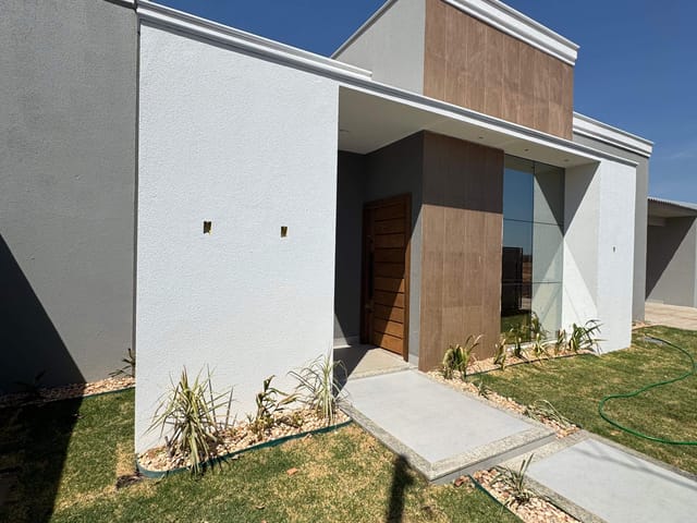 Casa com 263m² 3 quartos e 1 banheiro, à venda, no bairro Jardim Belo Horizonte em Sinop