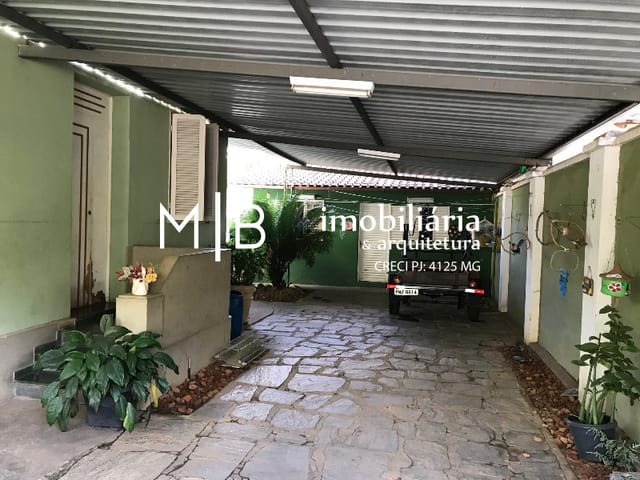 Casa 3 quartos e 1 banheiro, à venda, no bairro CENTRO em CATAGUASES