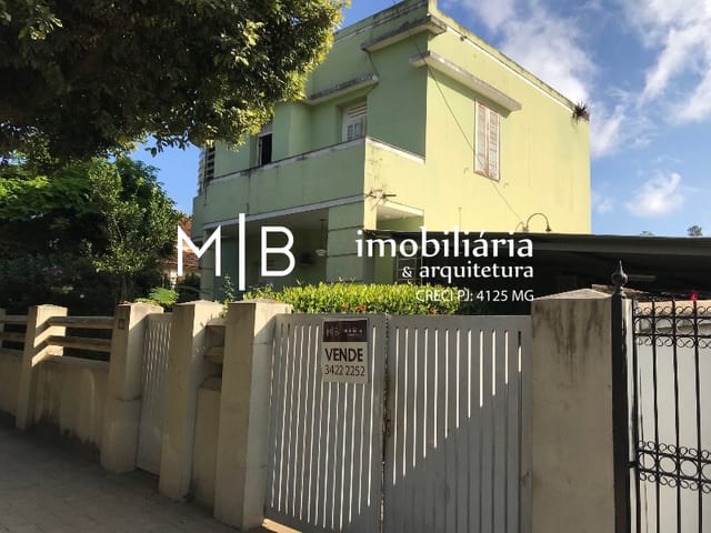 Casa 3 quartos e 1 banheiro, à venda, no bairro CENTRO em CATAGUASES