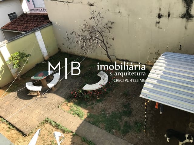 Casa 3 quartos e 1 banheiro, à venda, no bairro CENTRO em CATAGUASES