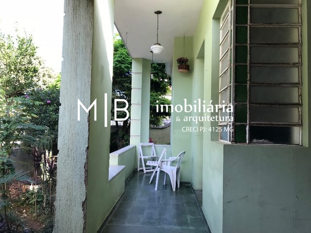 Casa 3 quartos e 1 banheiro, à venda, no bairro CENTRO em CATAGUASES