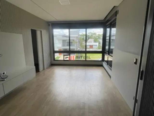 Casa 5 quartos e 8 banheiros, à venda, no bairro Vivendas do Arvoredo em Londrina