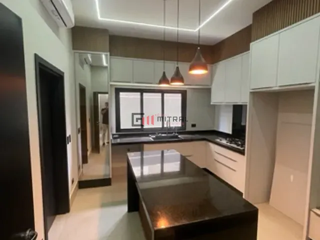 Casa 5 quartos e 8 banheiros, à venda, no bairro Vivendas do Arvoredo em Londrina