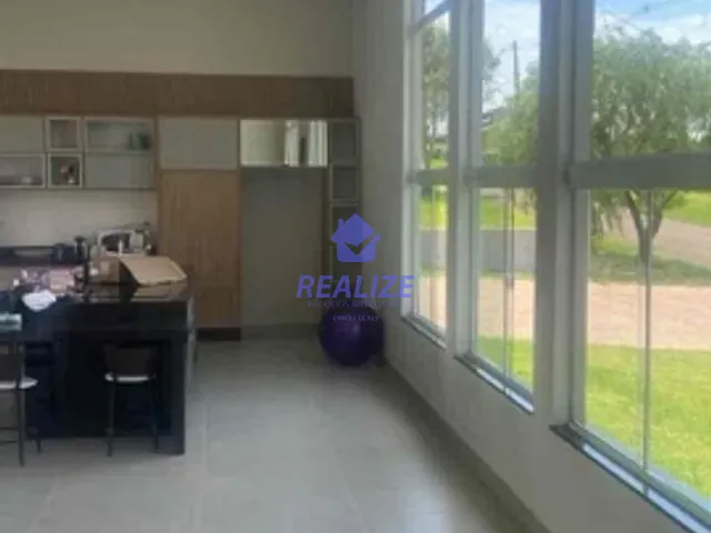 Casa com 1000m² 4 quartos e 6 banheiros, à venda, no bairro Residencial Parque Laguna II em Botucatu