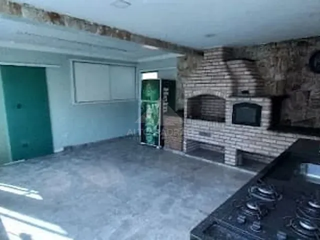 Casa com 300m² 3 quartos e 3 banheiros, à venda, no bairro Jardim Zaira em Mauá