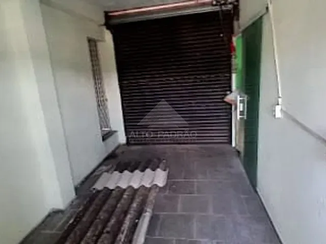 Casa com 300m² 3 quartos e 3 banheiros, à venda, no bairro Jardim Zaira em Mauá