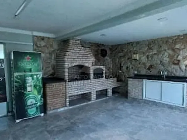 Casa com 300m² 3 quartos e 3 banheiros, à venda, no bairro Jardim Zaira em Mauá