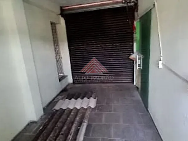 Casa com 300m² 3 quartos e 3 banheiros, à venda, no bairro Jardim Zaira em Mauá