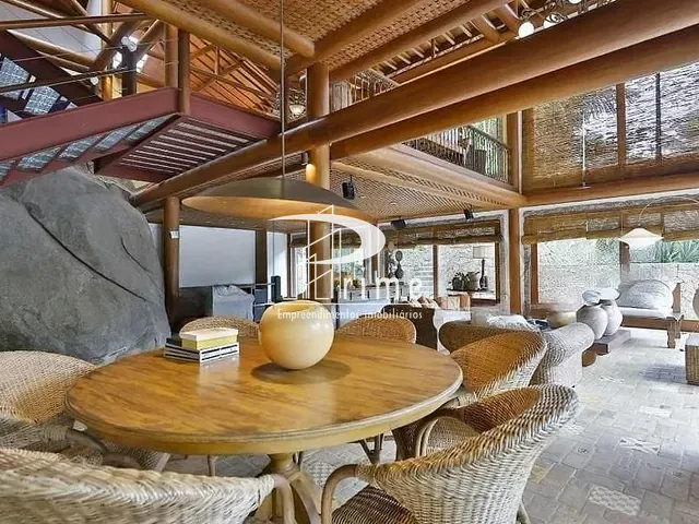 Casa com 3155m² 6 quartos e 10 banheiros, à venda, no bairro Gambôa Do Bracuí (Cunhambebe) em Angra dos Reis