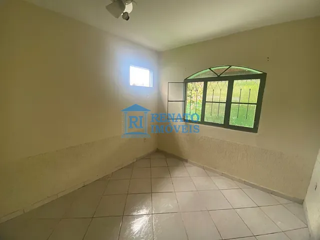 Casa 2 quartos e 1 banheiro, para alugar, no bairro Mumbuca em Maricá