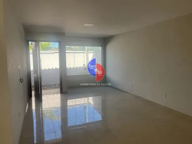 Casa 2 quartos e 2 banheiros, à venda, no bairro Cotia em Guapimirim