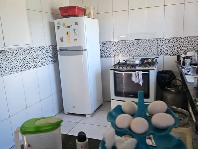 Casa 3 quartos e 1 banheiro, à venda, no bairro Duquesa II (São Benedito) em Santa Luzia