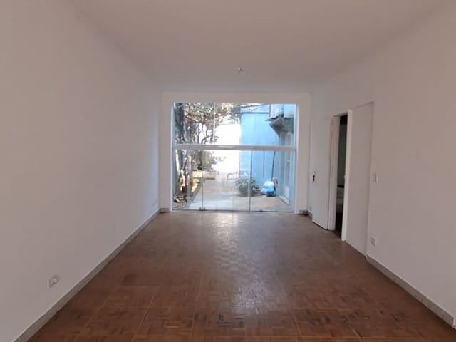 Casa com 400m² 3 quartos e 3 banheiros, à venda, no bairro Vila Monumento em São Paulo