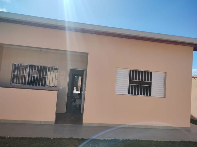 Casa com 300m² 3 quartos e 2 banheiros, à venda, no bairro Portal Do Parque em Extrema