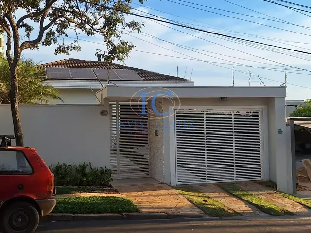 Casa com 450m² 3 quartos e 2 banheiros, à venda, no bairro Centro em Indaiatuba