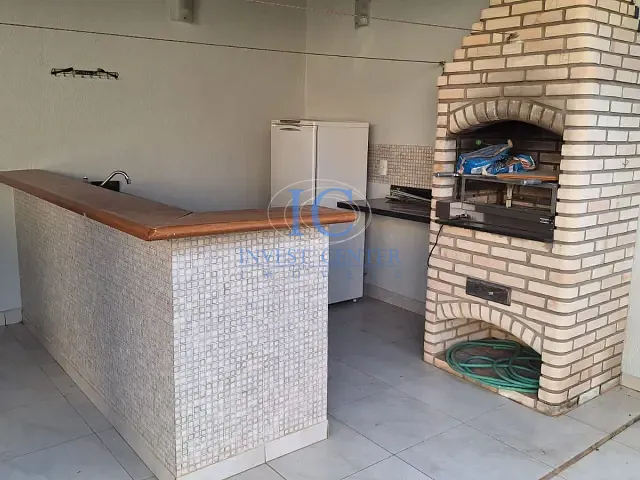 Casa com 450m² 3 quartos e 2 banheiros, à venda, no bairro Centro em Indaiatuba