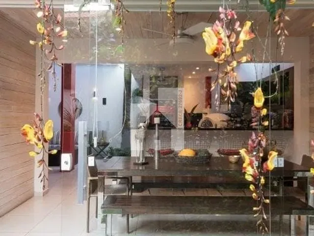 Casa com 405m² 3 quartos e 5 banheiros, à venda, no bairro Portal do Paraíso I em Jundiaí