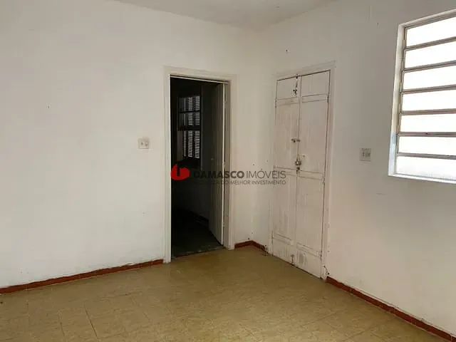 Casa com 160m² 1 quarto e 1 banheiro, à venda, no bairro Cerâmica em São Caetano do Sul