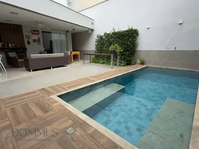 Casa com 360m² 5 quartos e 5 banheiros, à venda, no bairro Cidade Nobre em Ipatinga