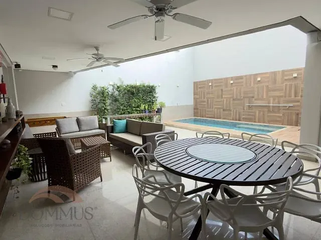 Casa com 360m² 5 quartos e 5 banheiros, à venda, no bairro Cidade Nobre em Ipatinga