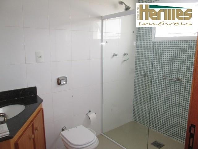 Casa, 4 quartos, 250 m² - Foto 17
