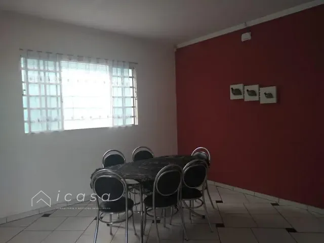 Casa com 447m² 4 quartos e 3 banheiros, à venda, no bairro Vila Pantaleão em Caçapava