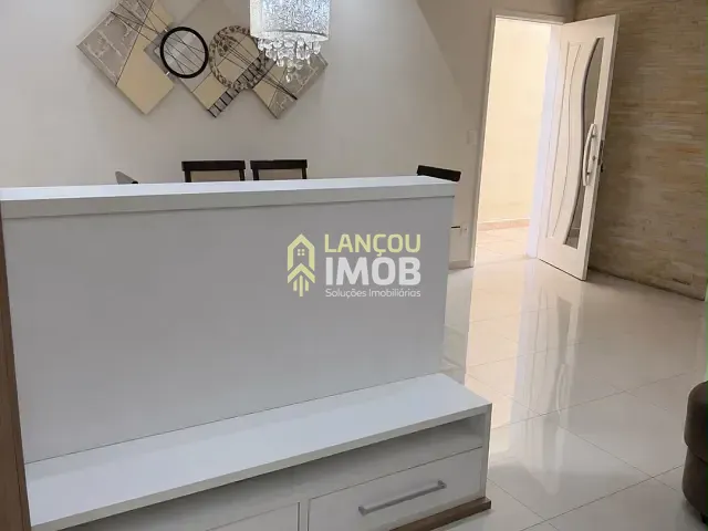 Casa 3 quartos e 3 banheiros, à venda, no bairro Jardim Colônia em Jundiaí