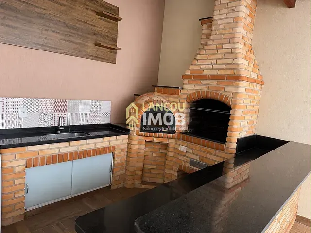 Casa 3 quartos e 3 banheiros, à venda, no bairro Jardim Colônia em Jundiaí