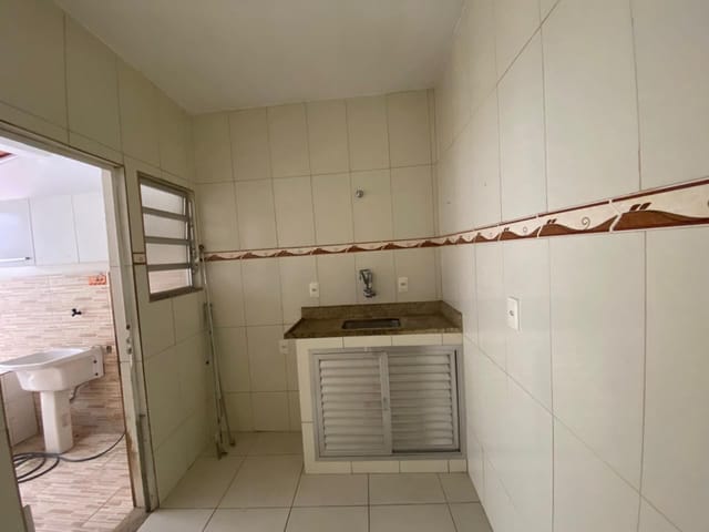 Casa com 41m² 1 quarto e 1 banheiro, à venda, no bairro Marechal Hermes em Rio de Janeiro